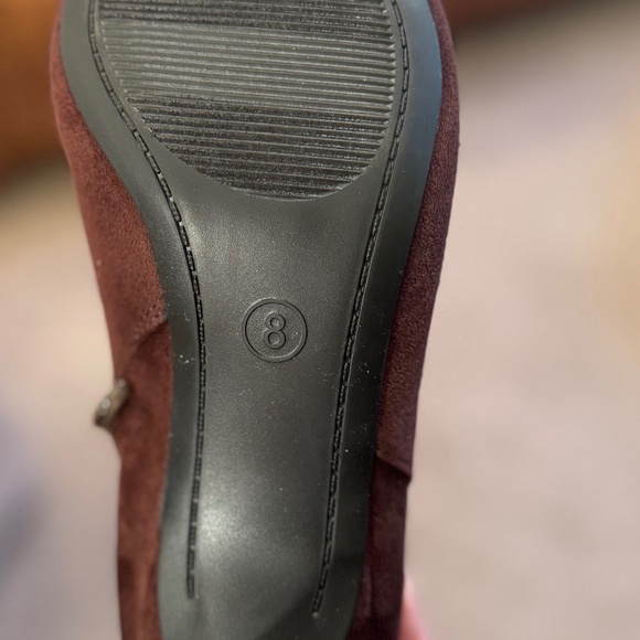 ⭐️ NWOT ⭐️ Universal Thread Suede Kitten Heel Brown Boots size 8 - Picture 7 of 9